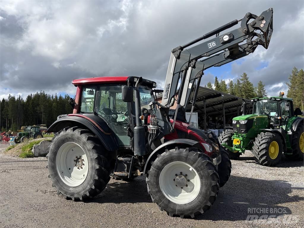 Valtra N103 Hitec 5 Traktory