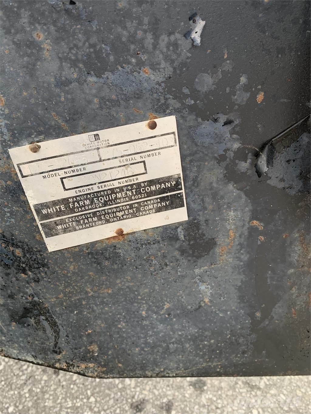 White 4 150 Field Boss Traktory