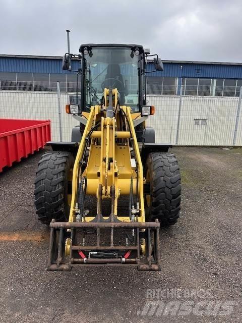Yanmar V100 HJULLASTARE Kolesové nakladače