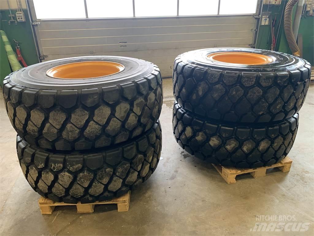 Yokohama RB31 Pneumatiky, kolesá a ráfiky