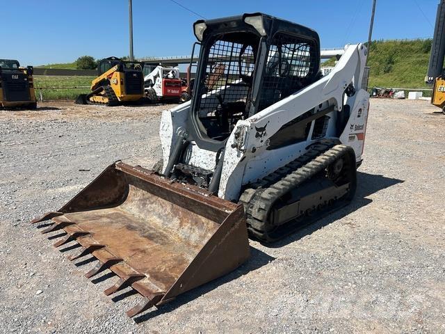 Bobcat T590 Šmykom riadené nakladače