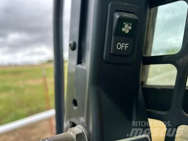Bobcat T770 Šmykom riadené nakladače