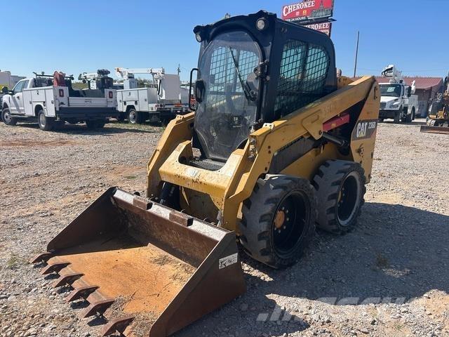 CAT 236D Pneumatiky, kolesá a ráfiky