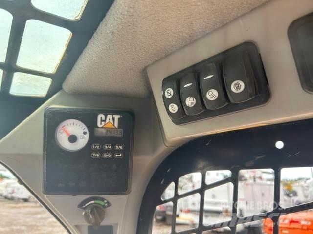 CAT 249D Šmykom riadené nakladače
