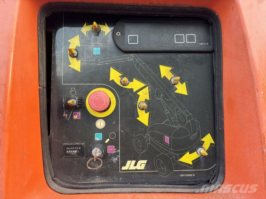 JLG 660 SJ Kĺbové plošiny