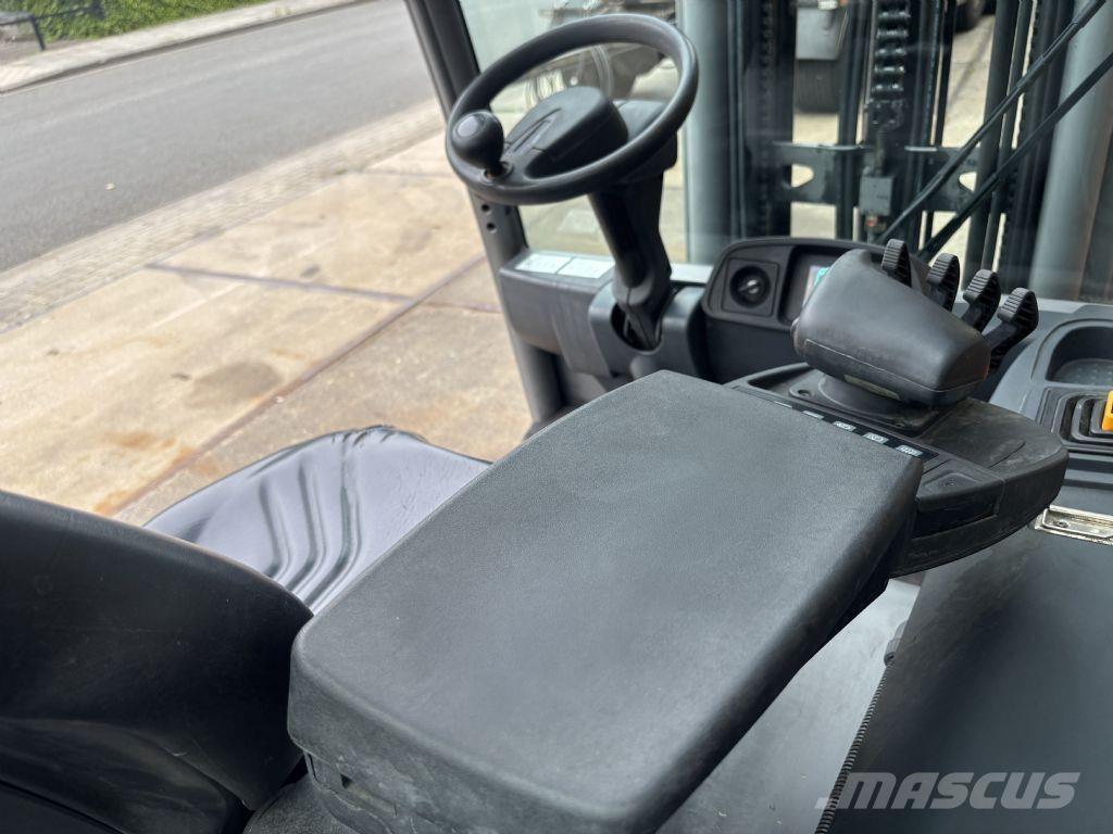 Jungheinrich EFG S30 Akumulátorové vozíky