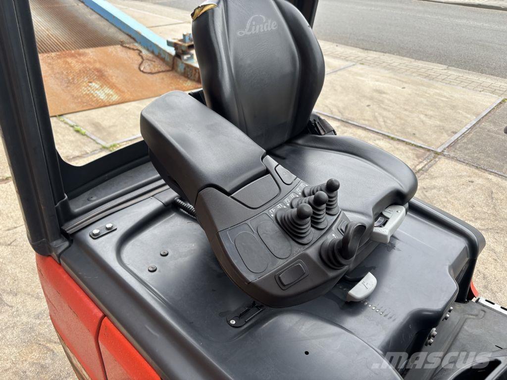 Linde E14-02 Akumulátorové vozíky