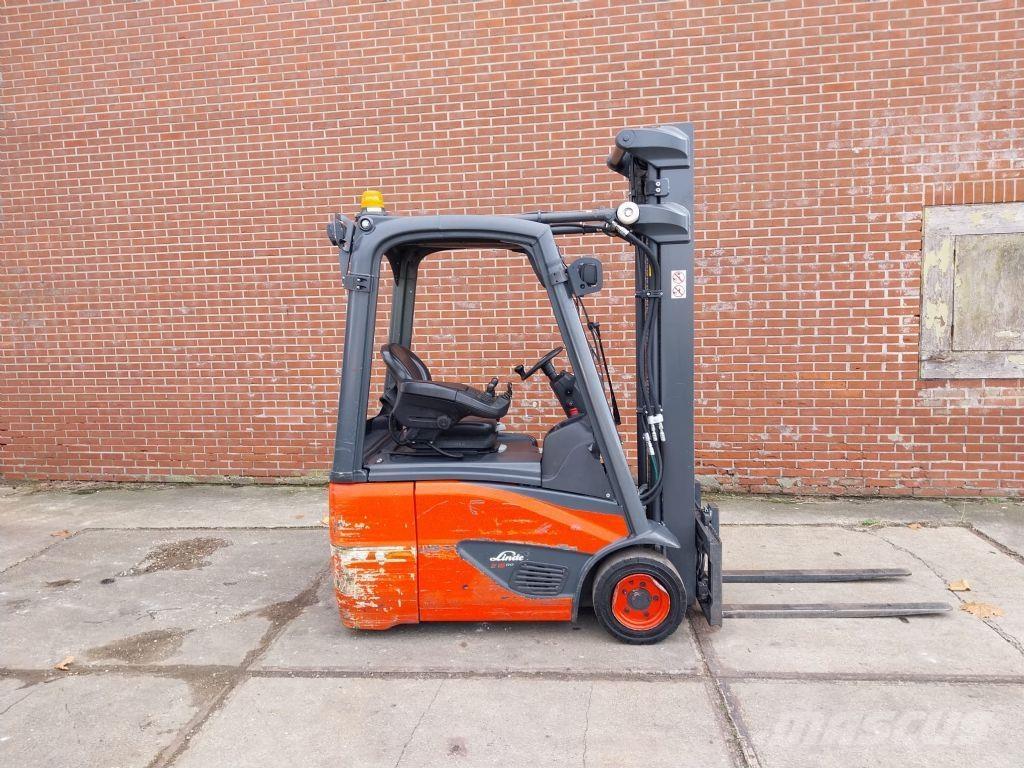 Linde E15-02 Akumulátorové vozíky
