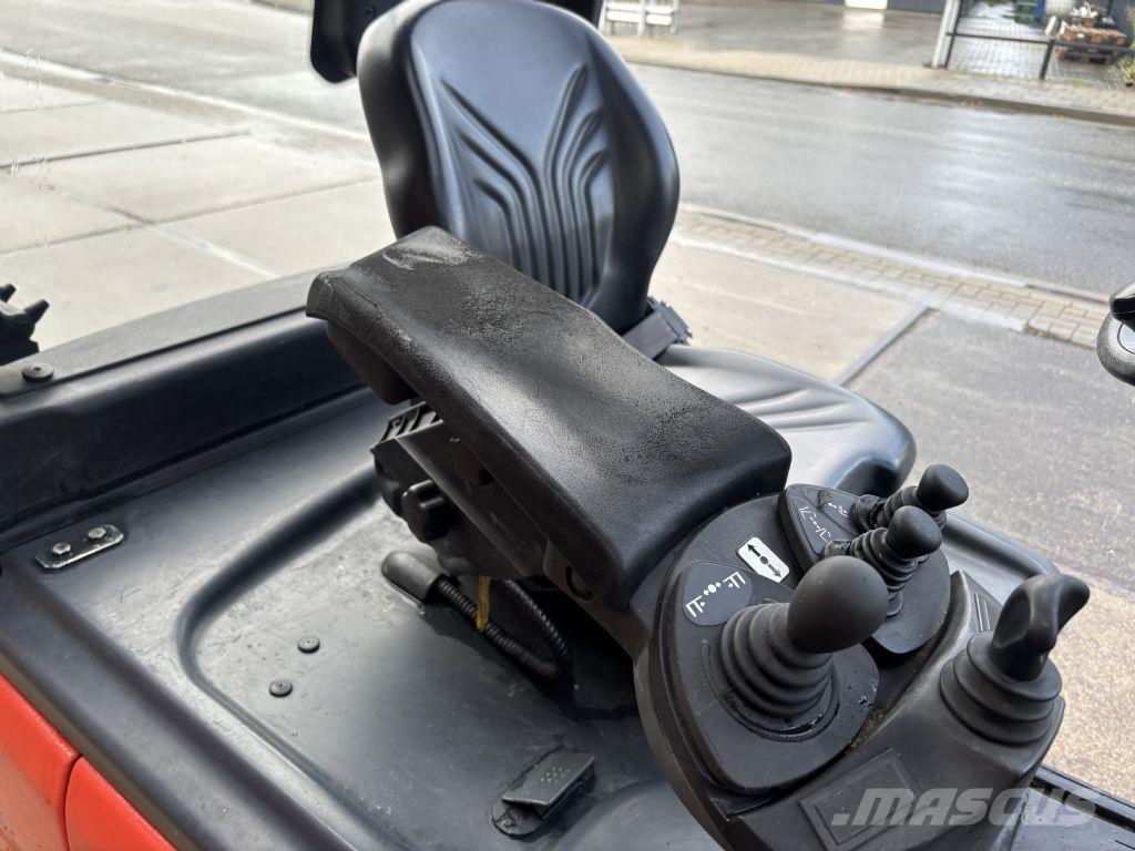 Linde E16PH-01 Akumulátorové vozíky