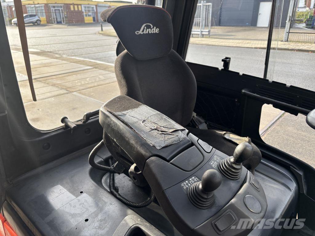 Linde E25-01 Akumulátorové vozíky