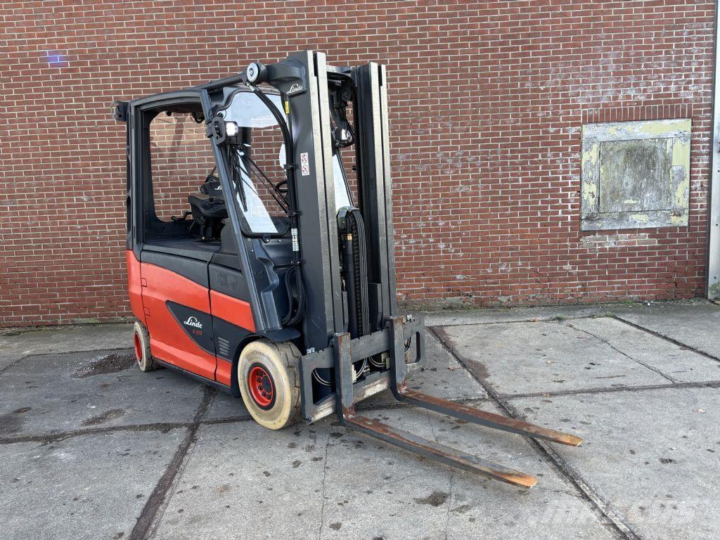 Linde E25HL-01/600 Akumulátorové vozíky