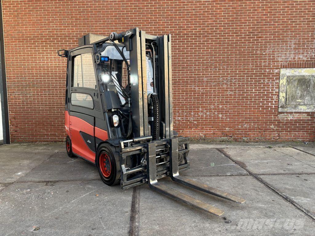 Linde E40HL-01/600 Akumulátorové vozíky
