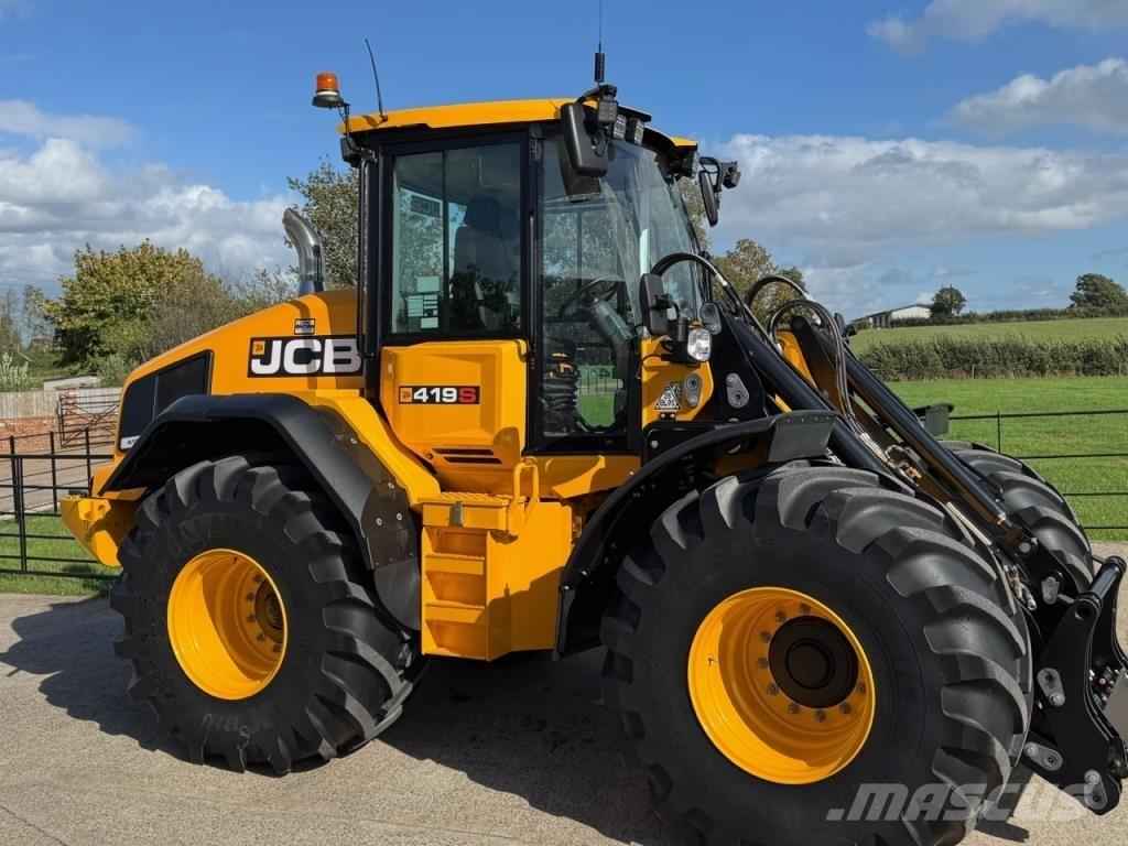 JCB 419S Traktory