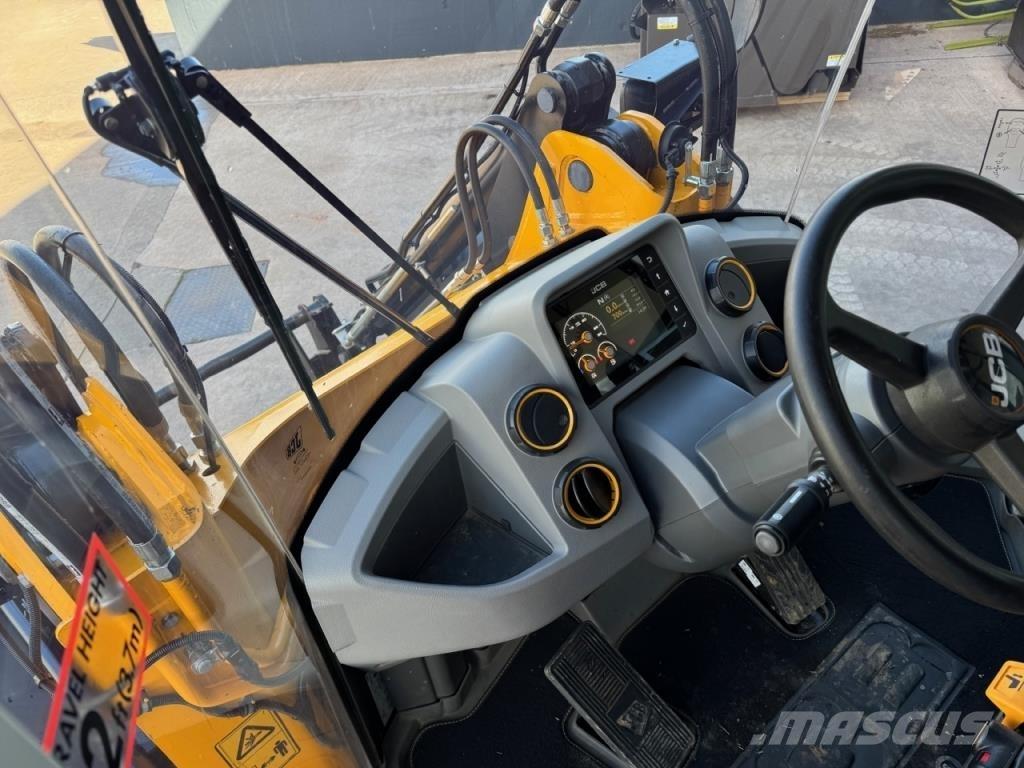JCB 419S Traktory