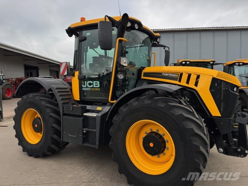 JCB 4220 iCON Traktory