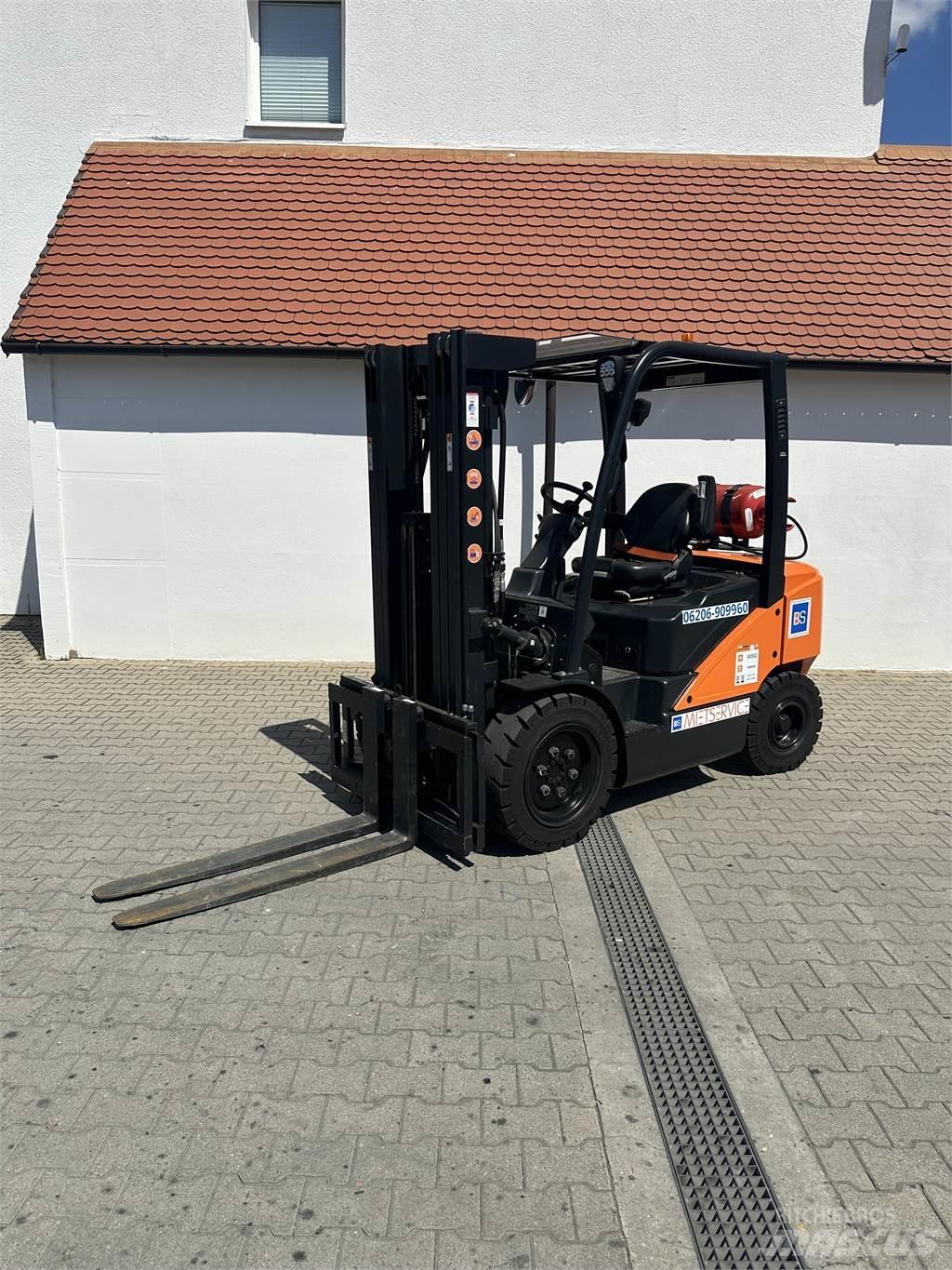 Doosan G30P-7 Stavebníctvo - ostatné