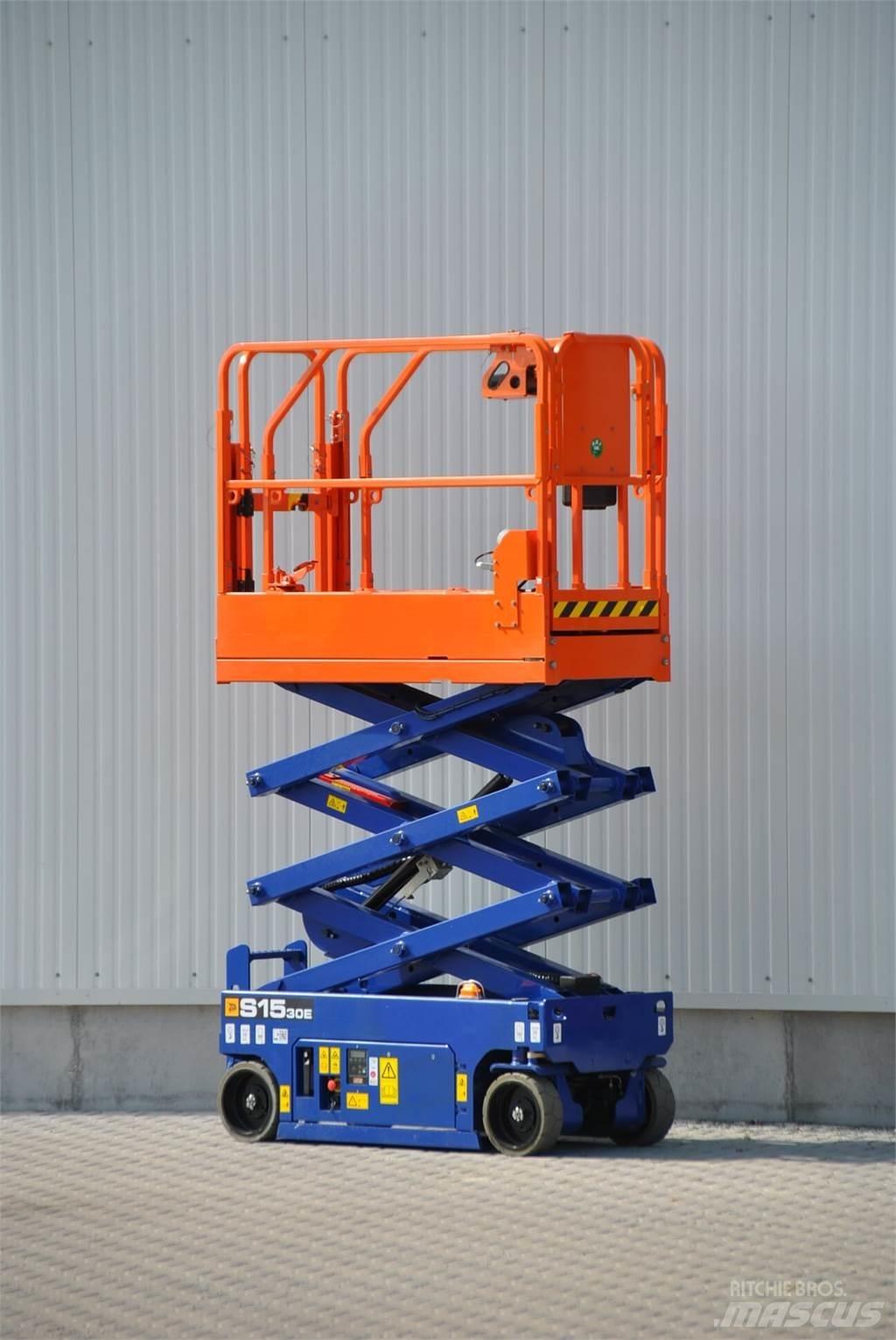 JCB S1530E Nožnicové zdvíhacie plošiny