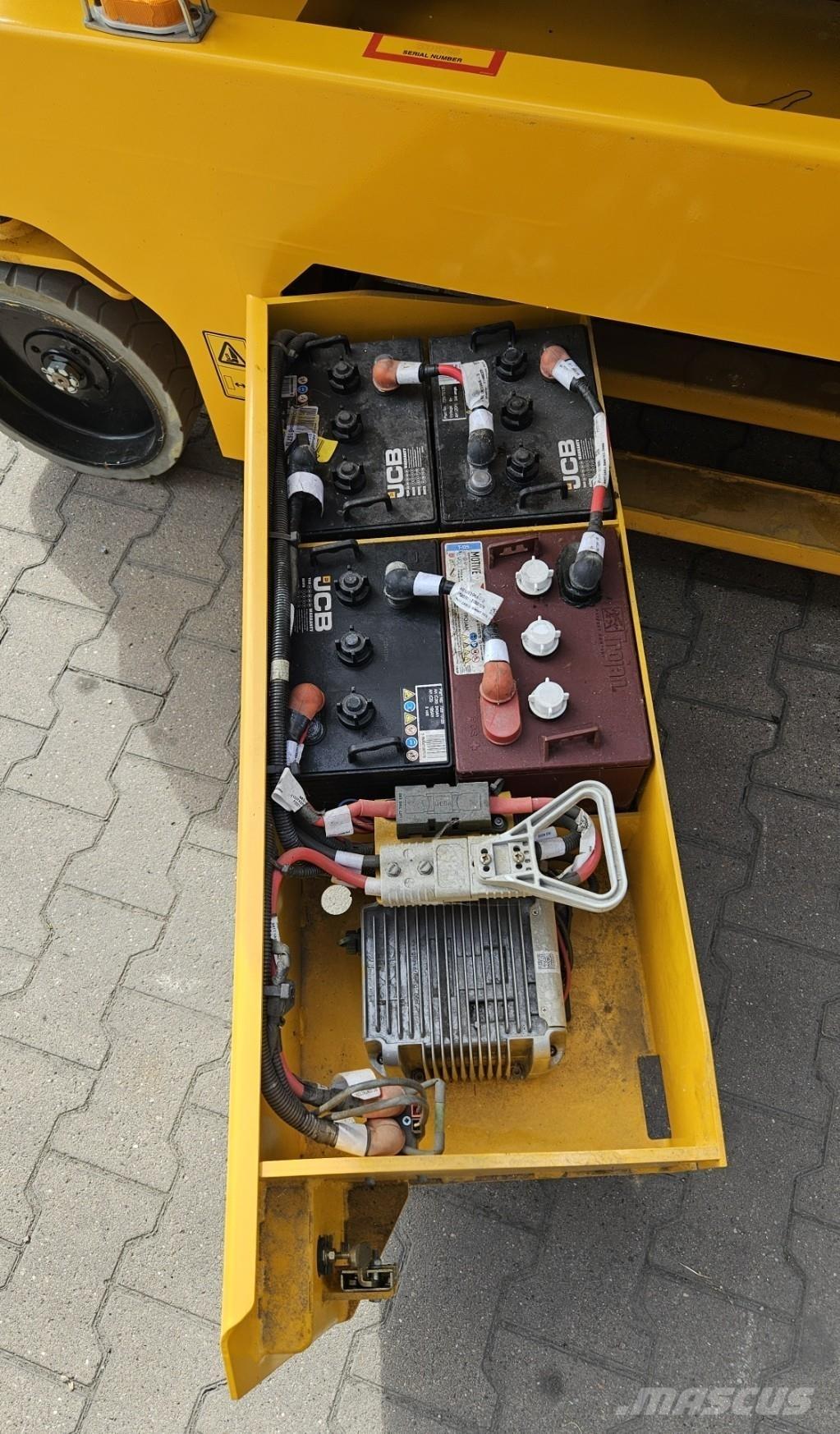 JCB S2646E Nožnicové zdvíhacie plošiny