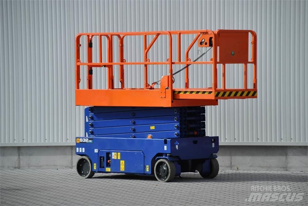JCB S3246E ED Nožnicové zdvíhacie plošiny