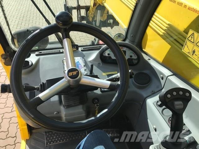 JLG 3513 ES Stavebníctvo - ostatné