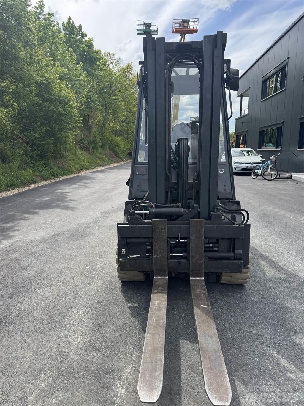 Linde E30 Stavebníctvo - ostatné