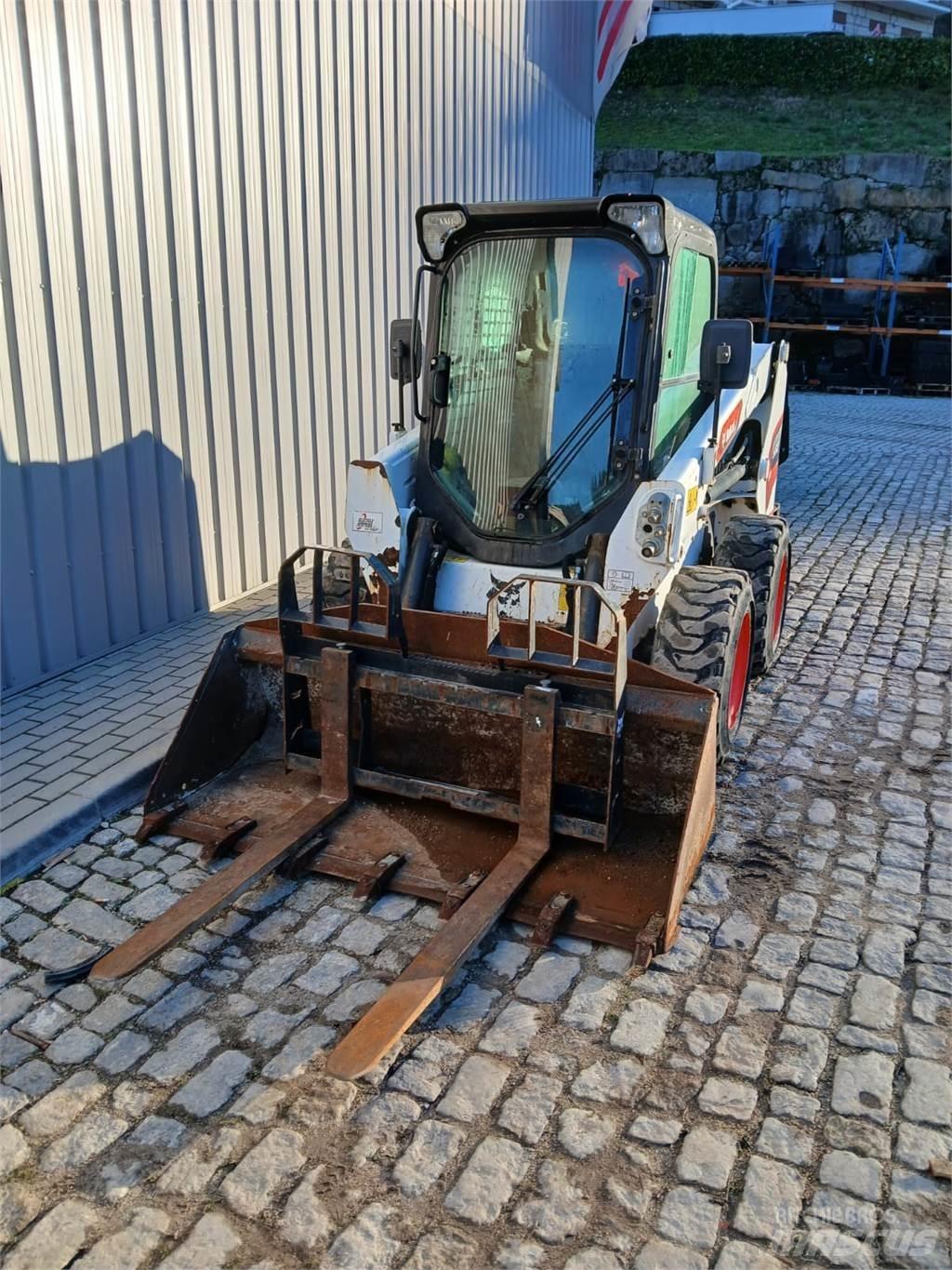 Bobcat S510 Kolesové nakladače