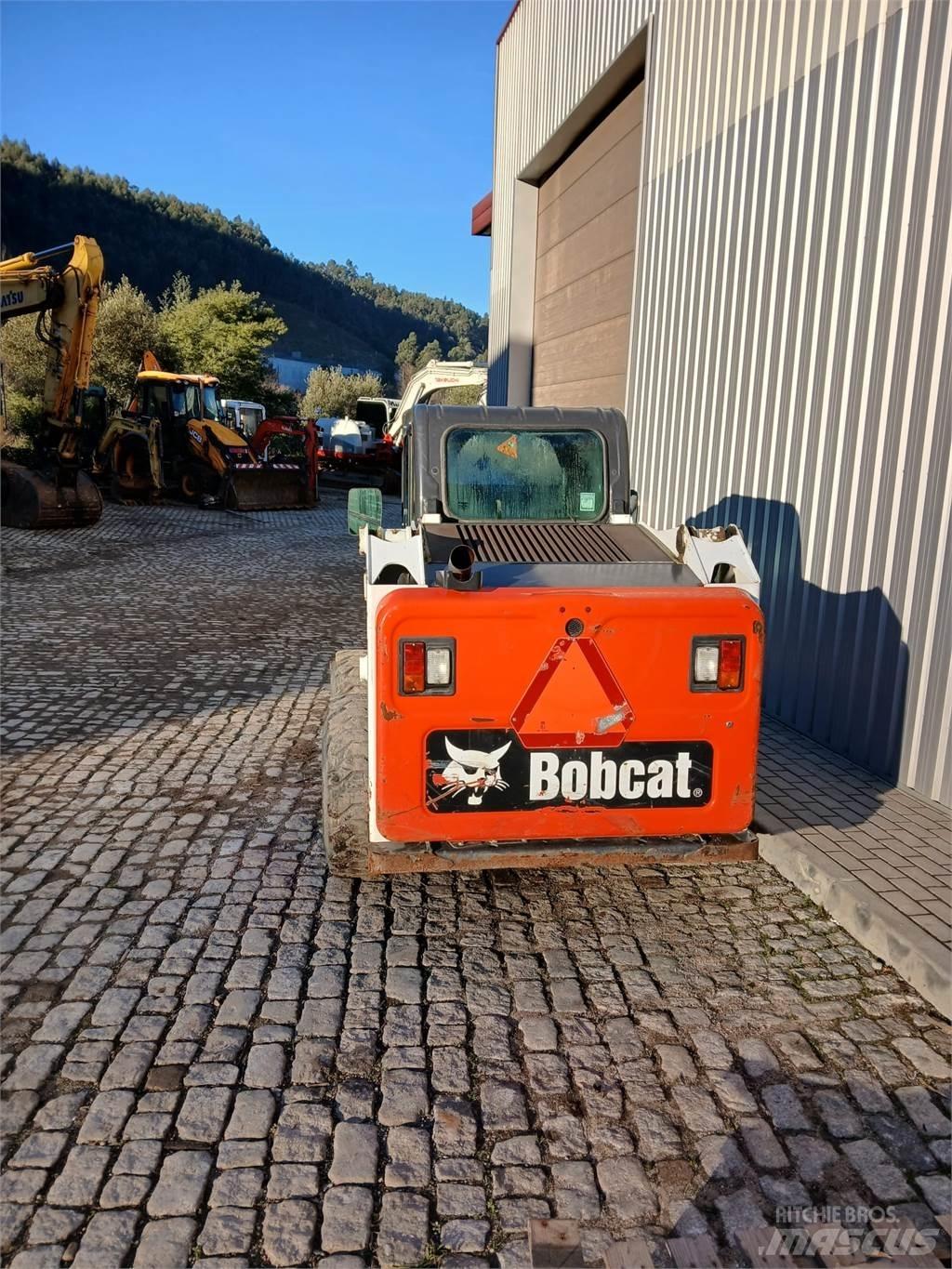 Bobcat S510 Kolesové nakladače