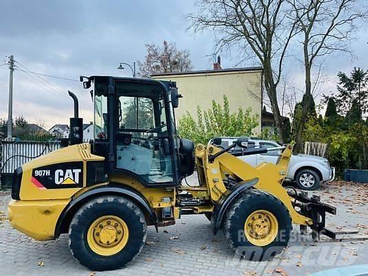CAT 907H Kolesové nakladače