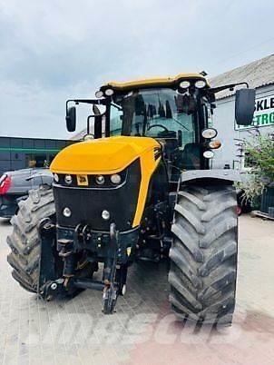JCB FASTRAC 4220 Traktory