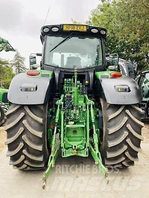 John Deere 6250R Traktory