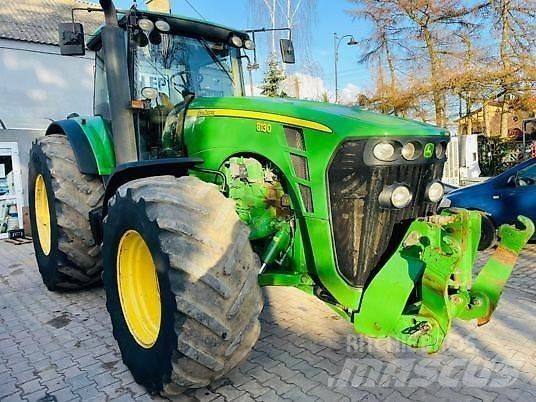 John Deere 8130 Traktory