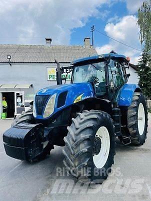 New Holland T7030 Traktory