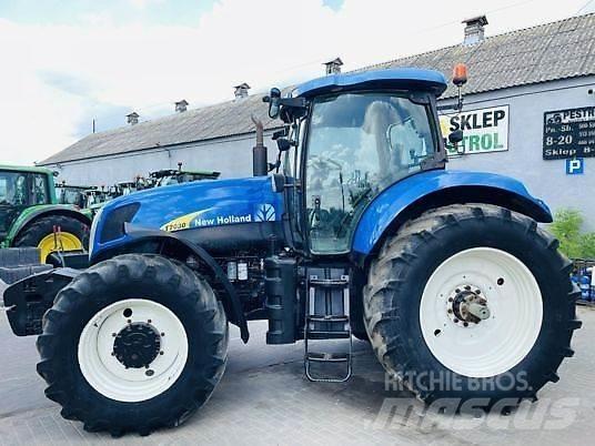 New Holland T7030 Traktory