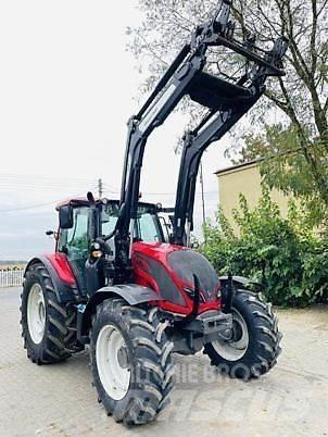 Valtra N104 Traktory