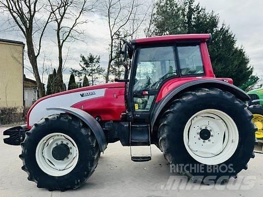 Valtra T160 Traktory
