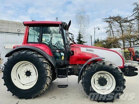 Valtra T160 Traktory