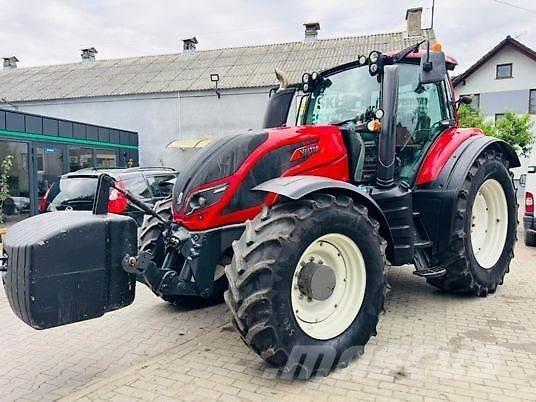 Valtra T234 ACTIVE Traktory