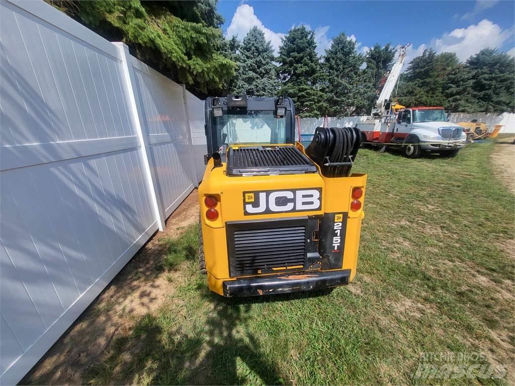 JCB 215T Šmykom riadené nakladače