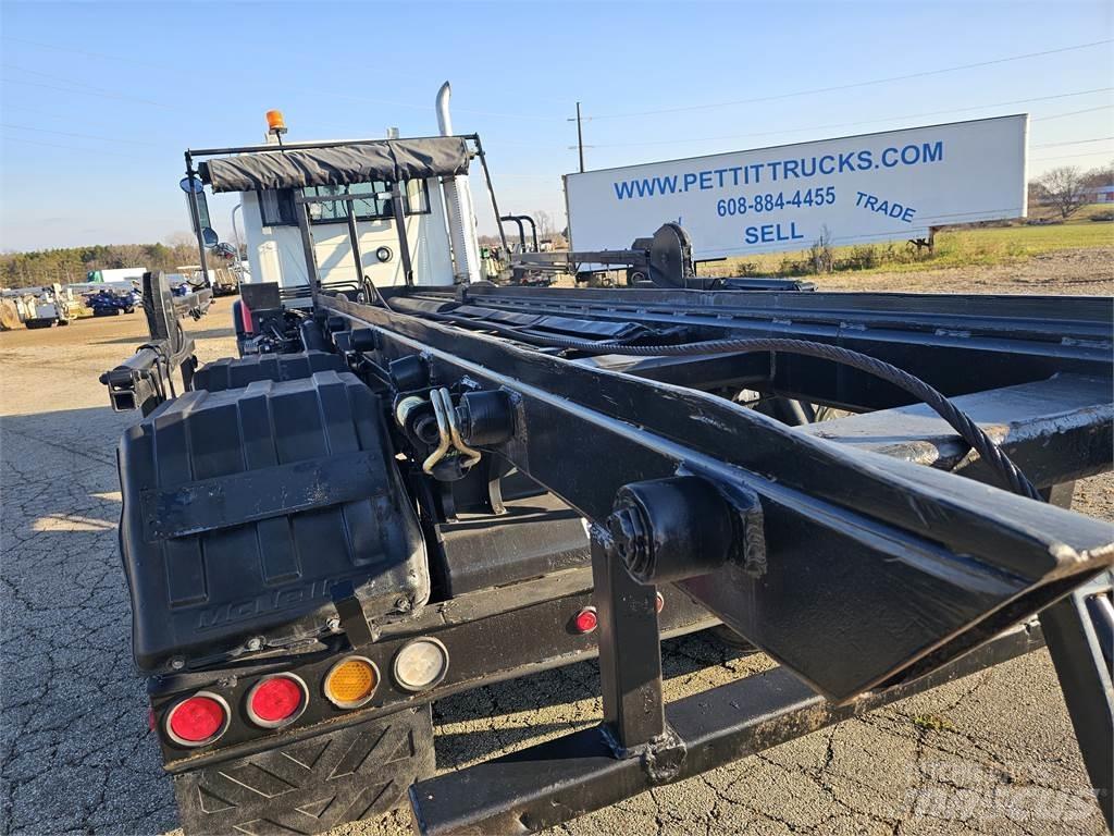 Mack CV713 Ďalšie nákladné vozidlá