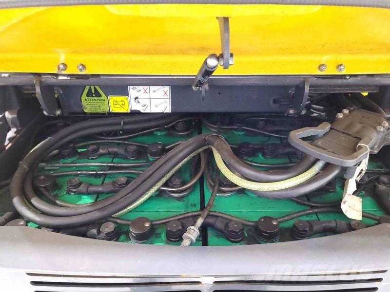 Aisle-Master 20WHE Vozíky do úzkych uličiek