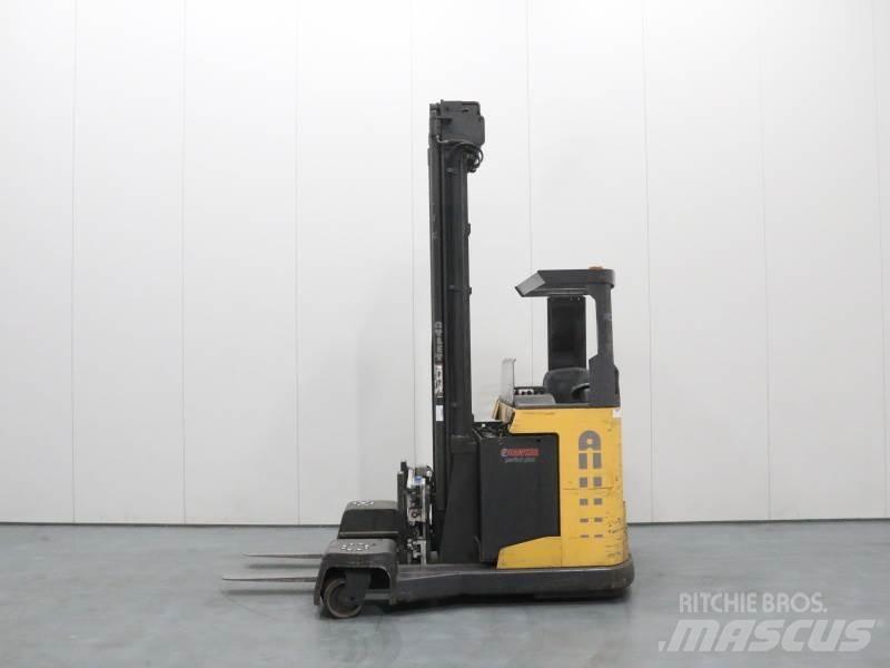Atlet UFS200 DTFV RG 755 4 cestné vysokozdvižné vozíky