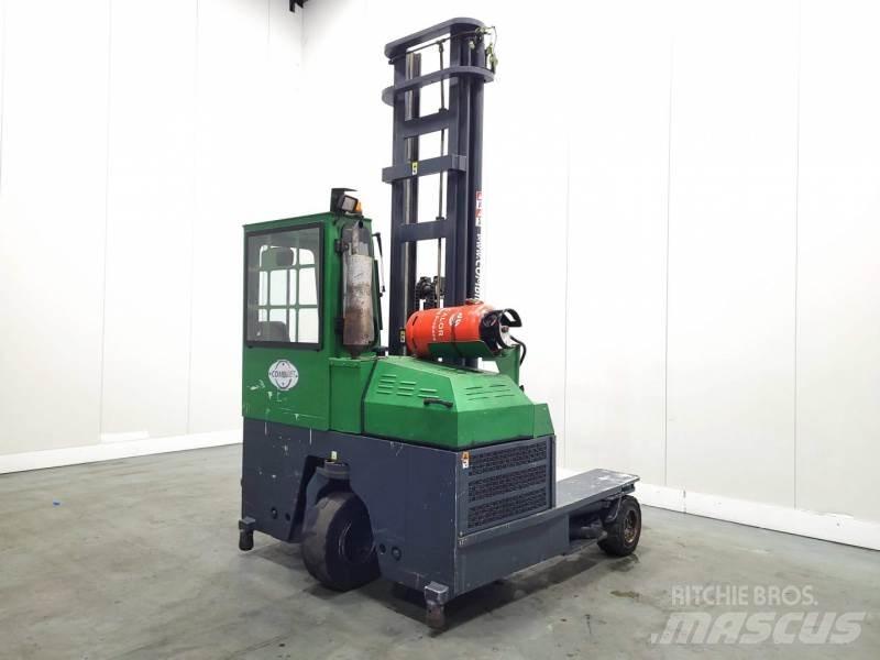 Combilift C4000 4 cestné vysokozdvižné vozíky