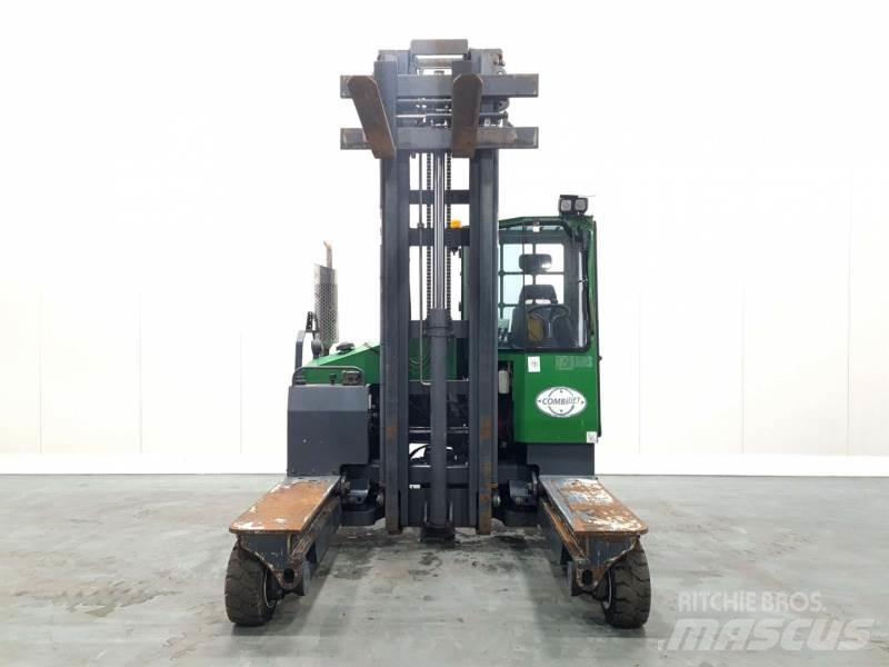 Combilift C4000 4 cestné vysokozdvižné vozíky