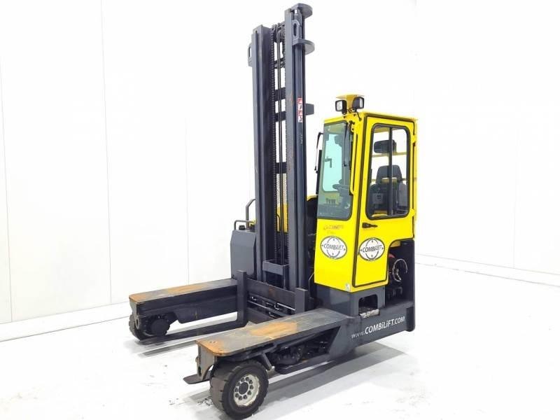 Combilift C4000 4 cestné vysokozdvižné vozíky
