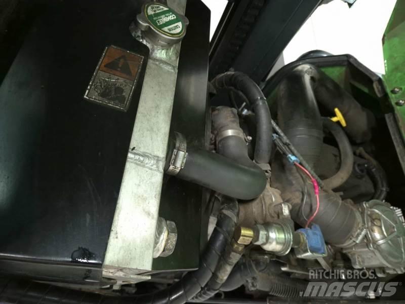 Combilift C4000 4 cestné vysokozdvižné vozíky