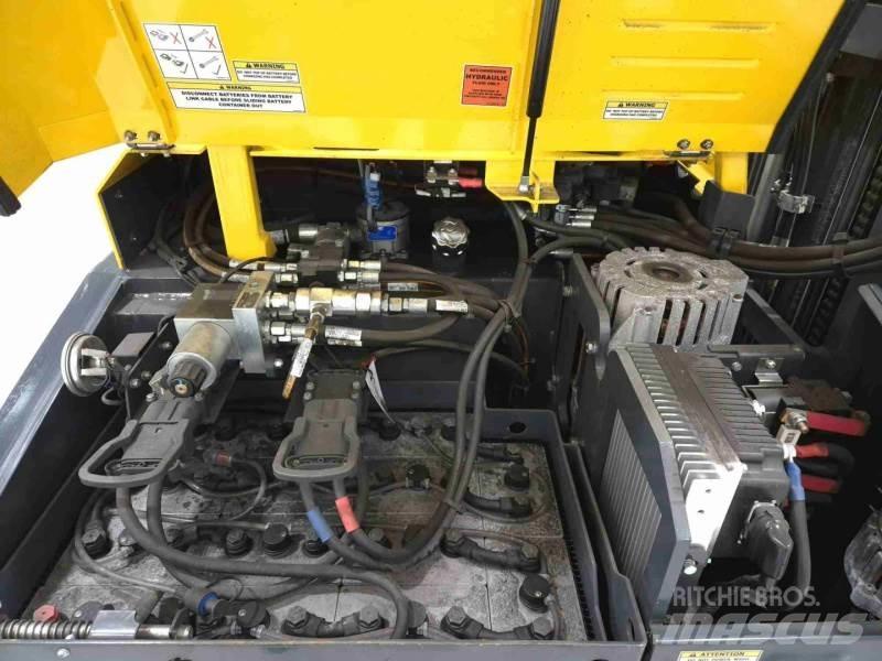 Combilift CBE2500 4 cestné vysokozdvižné vozíky