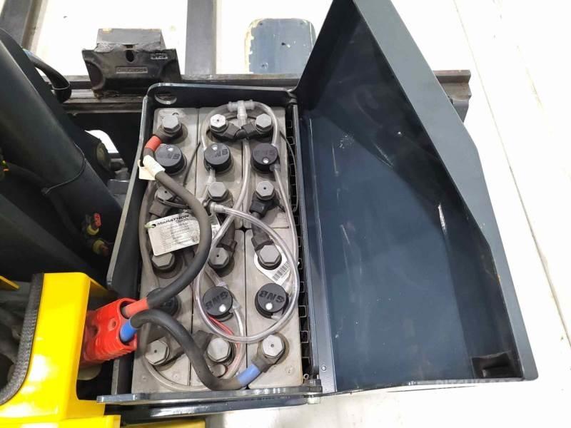 Combilift WR4 4 cestné vysokozdvižné vozíky