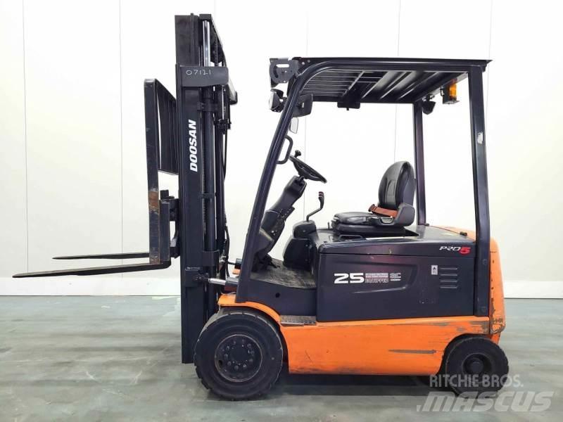 Doosan B25X-5 Akumulátorové vozíky