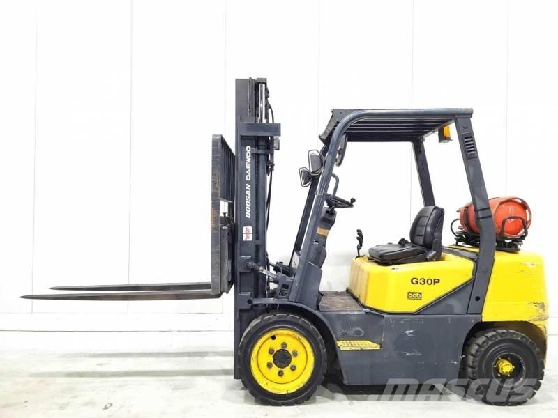 Doosan GP30-3 LPG vozíky