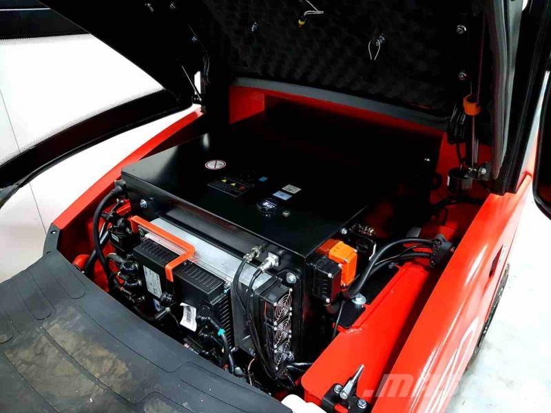 EP EFL253B 205 FC RENTAL Akumulátorové vozíky